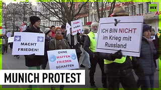 Protesters rally in Germany against arms deliveries to Ukraine