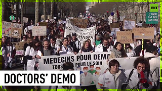 ‘Save medicine’: Thousands of doctors strike in Paris