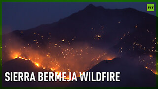 Hundreds of firefighters continue efforts to contain Sierra Bermeja wildfire