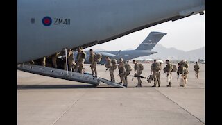 British military forces board plane in Kabul as UK evacuation campaign ends