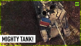RT inspects modified Russian tank in operation at the frontline