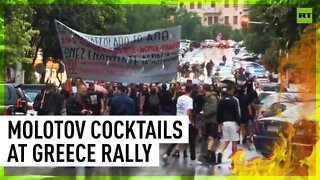 Greece march ends with Molotov cocktails thrown at riot police