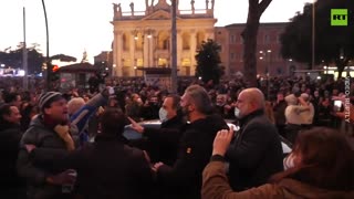 Thousands rally against Green Pass, compulsory vaccination in Rome