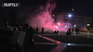 Streets on fire | Athens police clash with protesters at rally against mandatory vaccination
