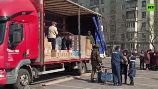 Russian army delivers aid to Mariupol