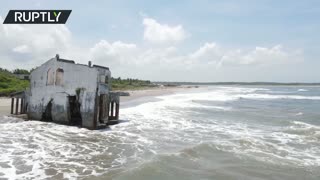 Entire villa washed ashore on El Salvador beach